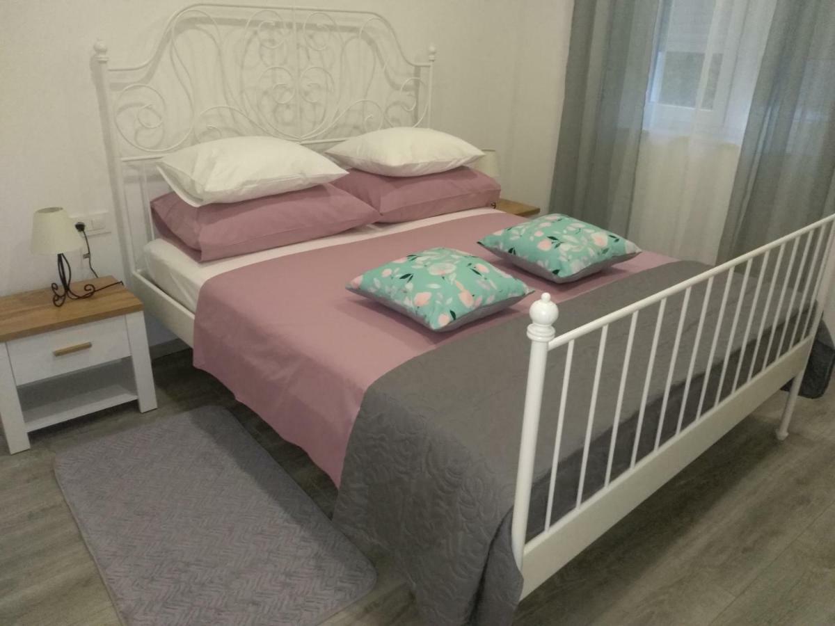 Apartment Simply Rodin Каштела Экстерьер фото